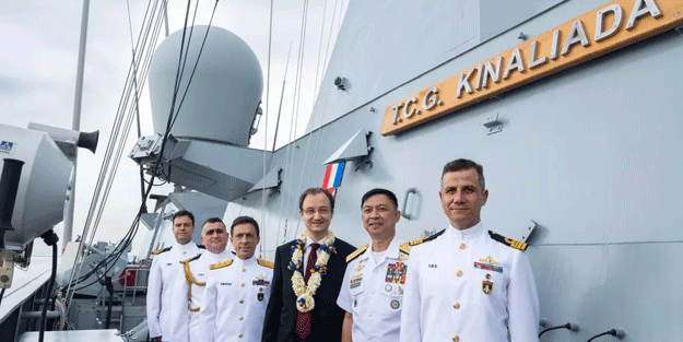 TCG Kınalıada Filipinler'de