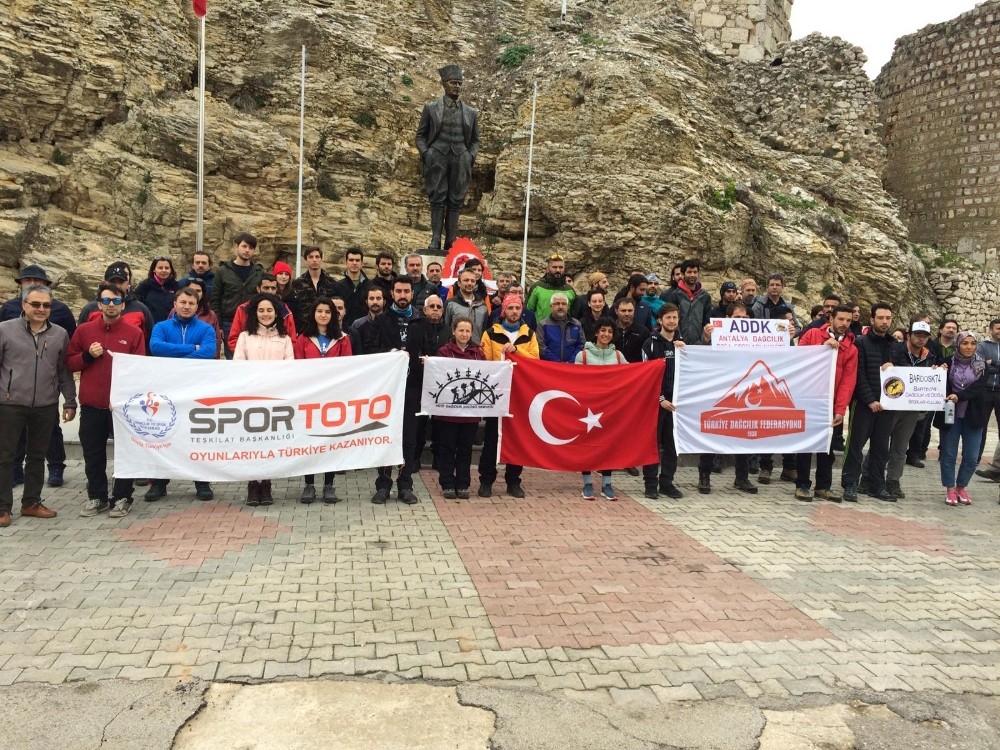 TDF’nin Yaz Dağcılık Eğitim Kampı Isparta’da başladı 