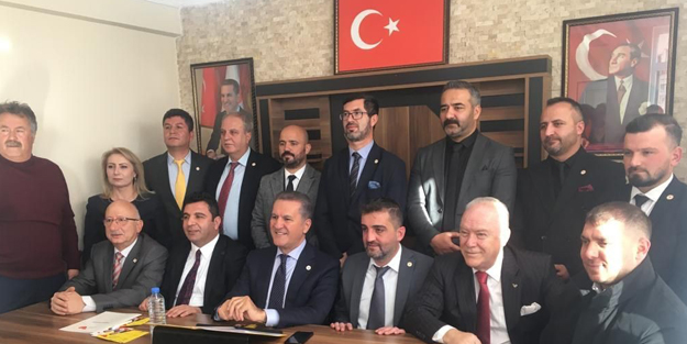 Mustafa Sarıgül'e şok! Toplu istifa ettiler