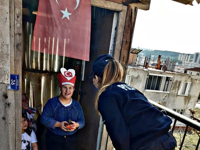 TDP Şube Müdürlüğünden özel çocuklara ziyaret 