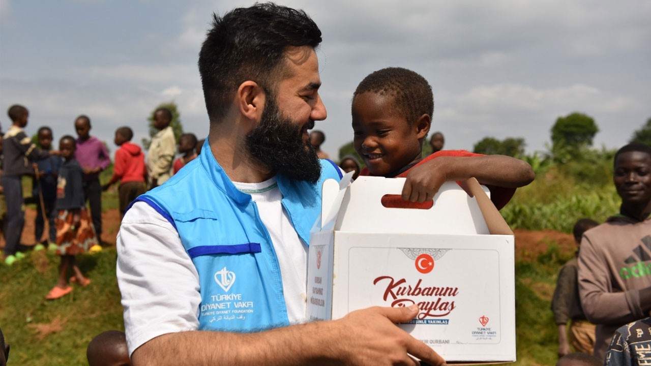TDV, "İlk Kurbanım İlk İyiliğim" kampanyasıyla gençleri kurban ibadetiyle buluşturacak