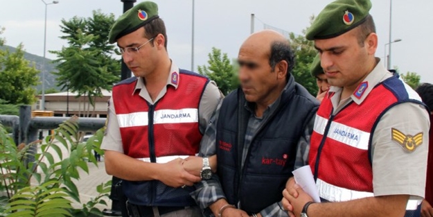 Tecavüz zanlısı bakın nerede enselendi