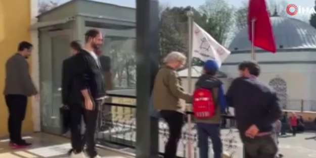 Tecrübeli seçmen, oyunu erkenden kullandı