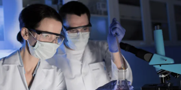 Tedavisi olmayan hastalıklar üzerine çalışan bilim insanlarına vatandaşlık verdiler