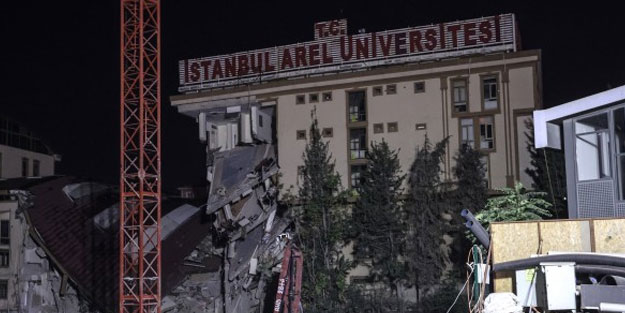 Tedbir amaçlı boşaltılan üniversite binası çöktü