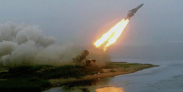 Tedirginlik içinde bekleniyordu! Rusya füzeyi ateşledi
