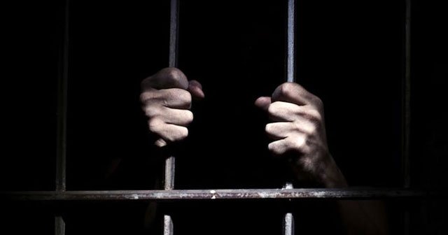 Tefecilere göz yuman polislere hapis cezası geldi