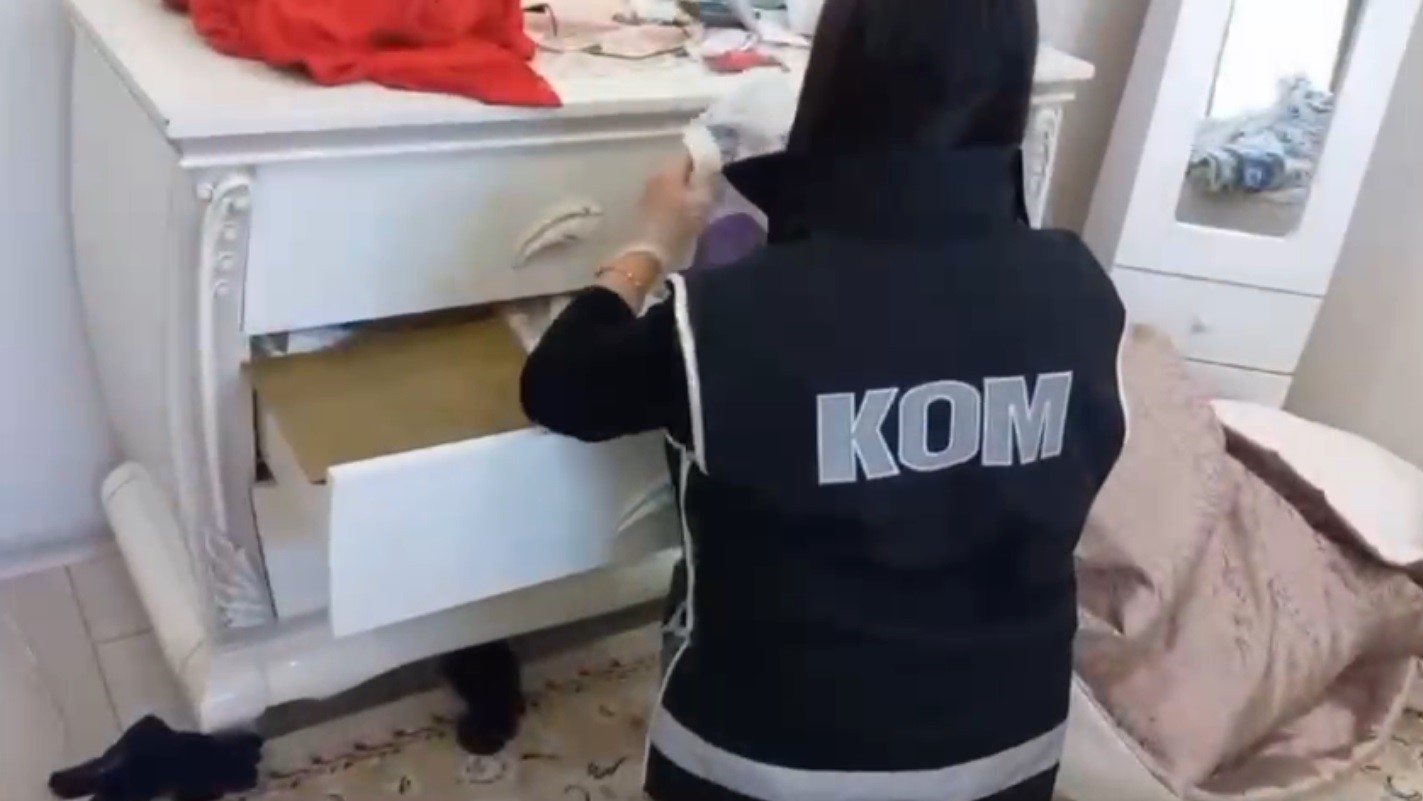 Tefecilere ‘şafak’ operasyonu