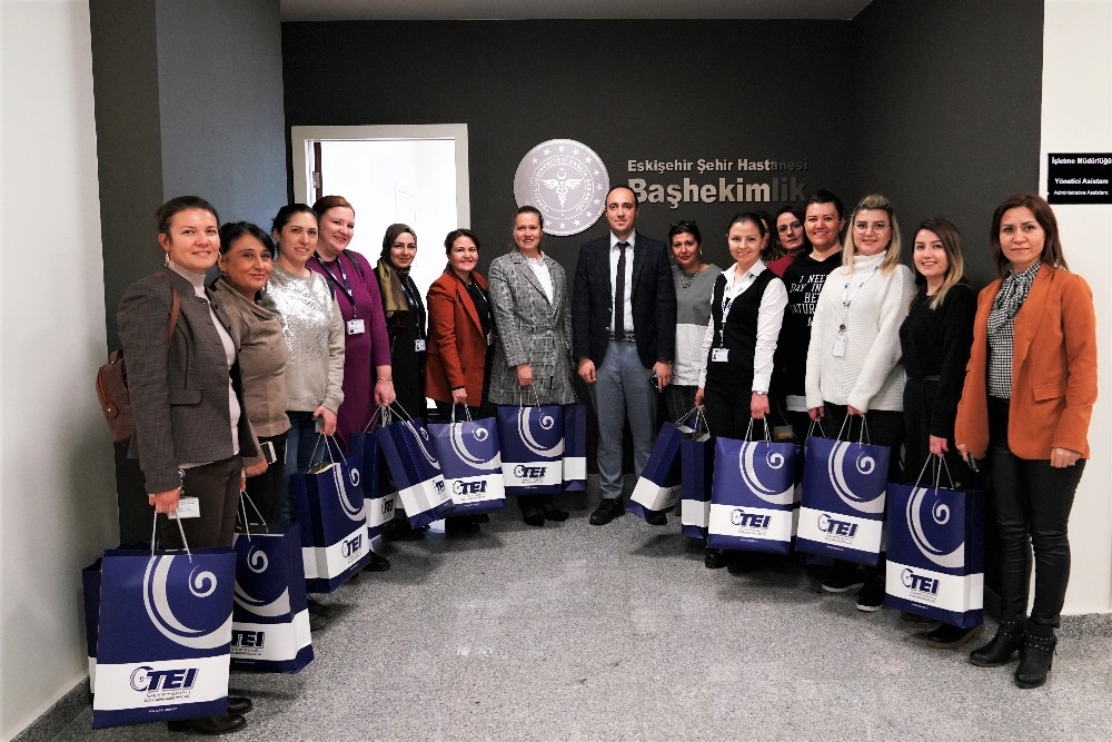 TEI, 35’inci kuruluş yıl dönümünde anneleri ziyaret etti 