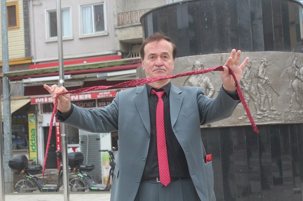 Tek hedefi Guinness Rekorlar Kitabı'na girmek! Yok böyle yetenek