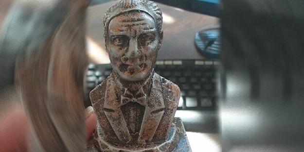 Tek icraatleri olan heykeli bile yapmayı beceremediler... 