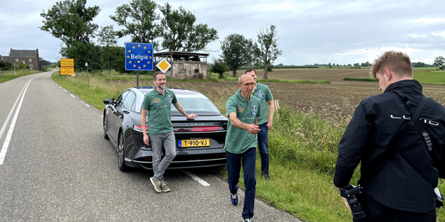 Tek şarjla öyle bir yaptı ki… Türk rekortmenden inanılmaz rekor