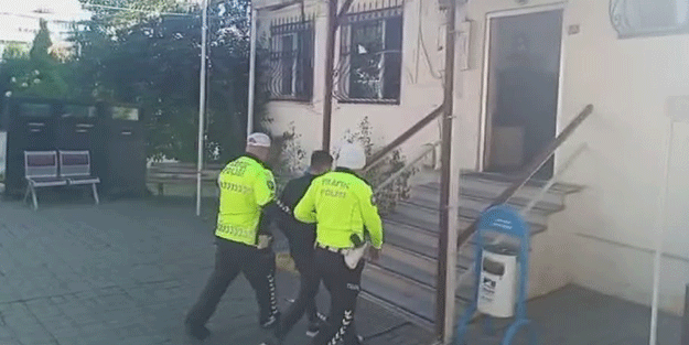 Tek teker 'fare' yakalandı!