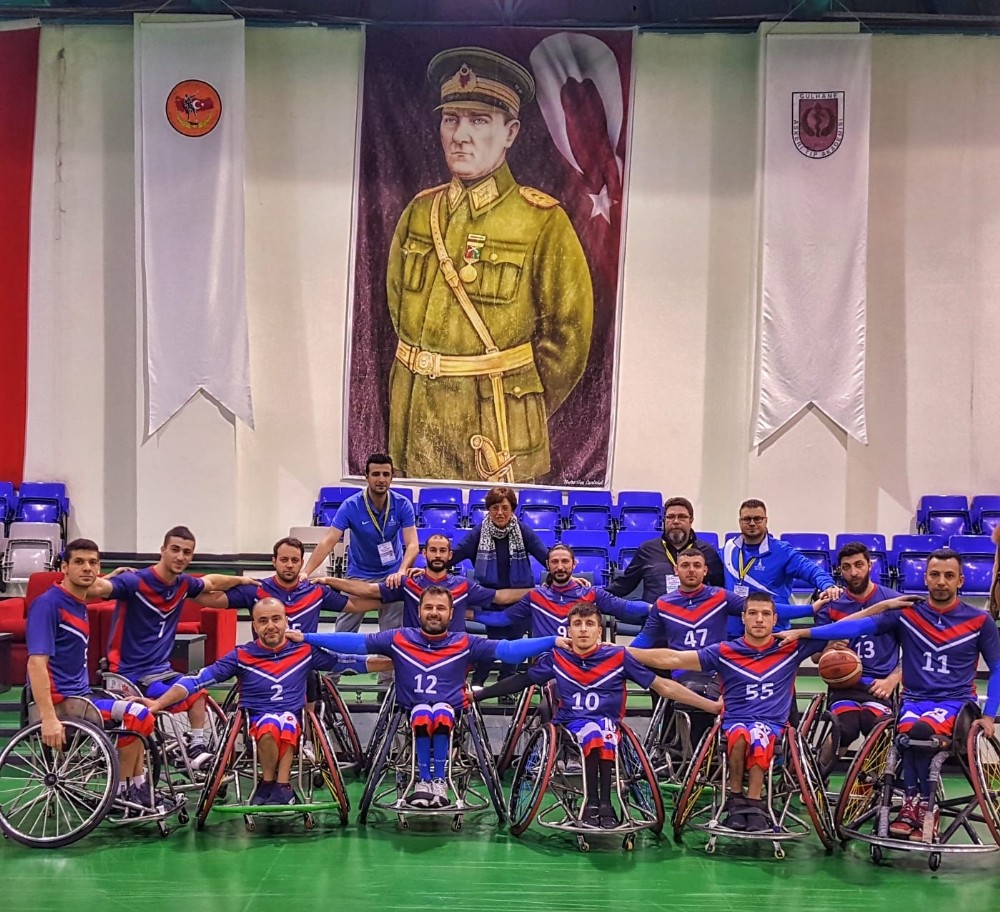 Tekerlekli Sandalye Basketbol Takımı Avrupa yolcusu Yeni Akit