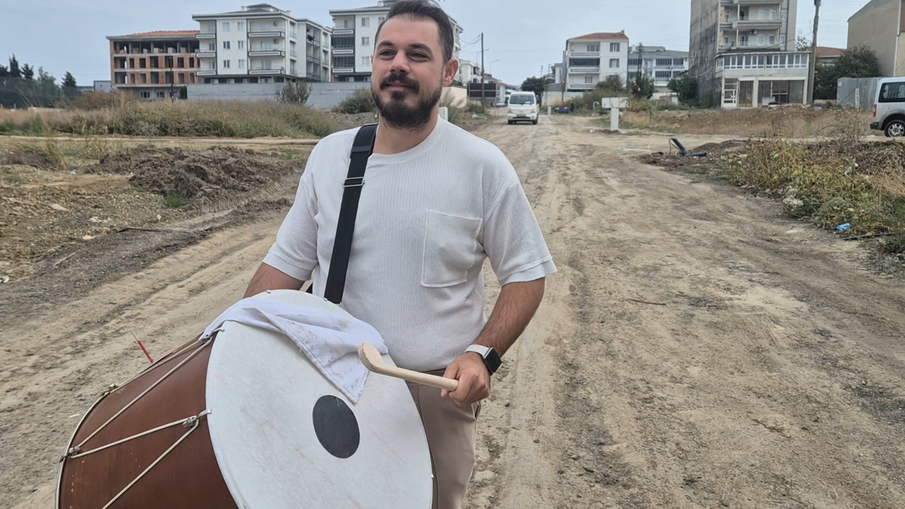 Tekirdağ canımız memleket, yollar çamur kıyamet! CHP’li belediyeye davullu manili tepki