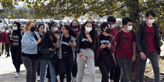 Tedirgin eden koronavirüs açıklaması: Kayıplarda gençleri görmeye başladık