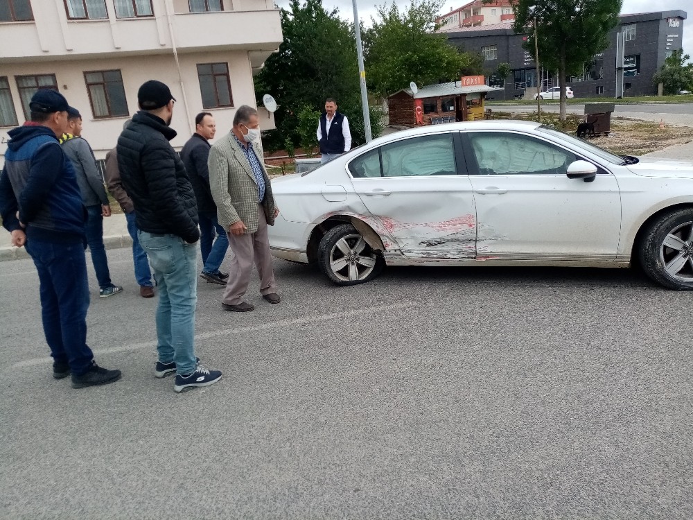 Tekirdağ’da 2 otomobil çarpıştı: 8 yaralı 