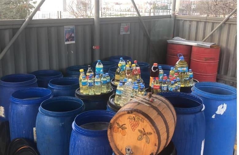 Tekirdağ’da 3 ton sahte içki ele geçirildi 