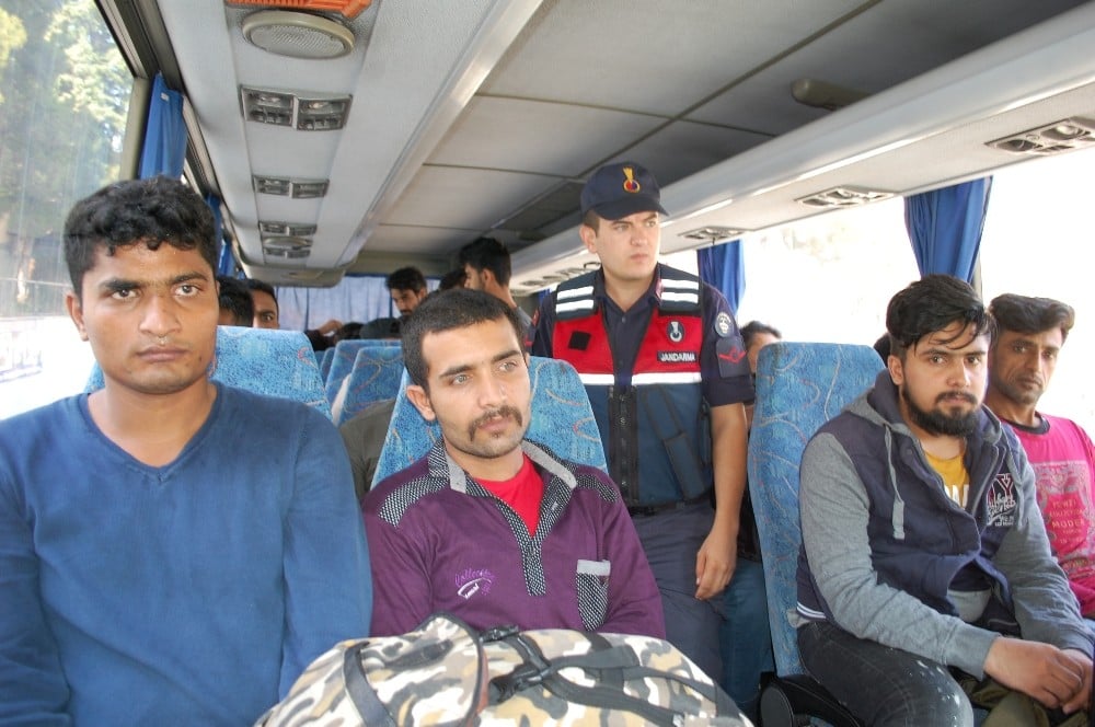 Tekirdağ’da 36 kaçak göçmen yakalandı 