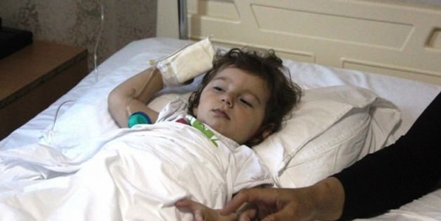 Tekirdağ'da 7. kattan düşen bebek kurtuldu