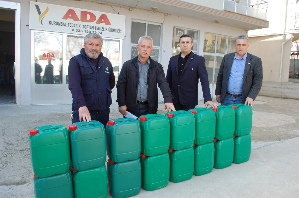 Tekirdağ’da 77 mahalleye dezenfektan dağıtıldı 