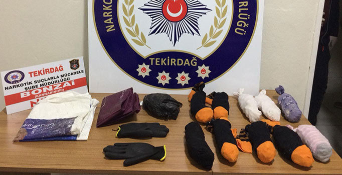Tekirdağ'da bonzaileri çorapların içine gizlemişler
