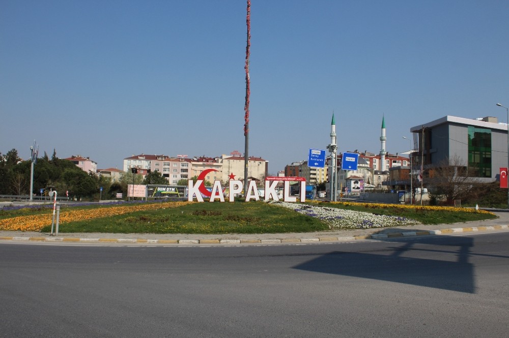 Tekirdağ’da cadde ve sokaklar bomboş kaldı 