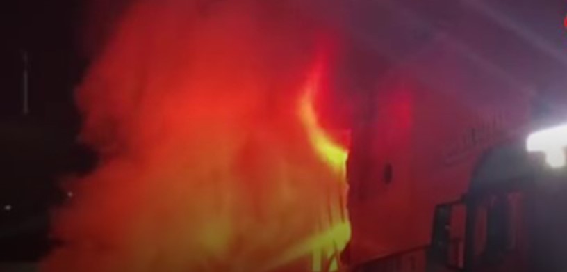 Tekirdağ'da depo cayır cayır yandı!