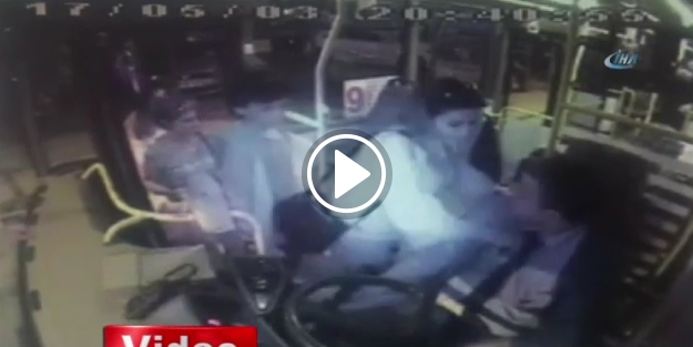 Kadın yolcu otobüs şoförünü bıçakladı!