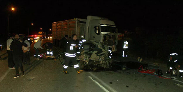 Tekirdağ’da kamyon ile otomobil çarpıştı 1 kişi yaşamını yitirdi