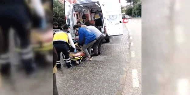 Tekirdağ'da kamyonetle motosiklet çarpıştı