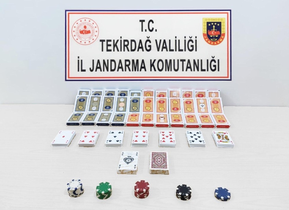 Tekirdağ’da kumar operasyonu: 15 kişiye 68 bin lira ceza 