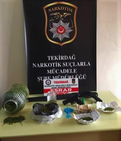 Tekirdağ’da öğrencilere uyuşturucu satan çeteye darbe: 10 tutuklu 