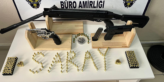 Tekirdağ'da ruhsatsız silahlar ele geçirildi
