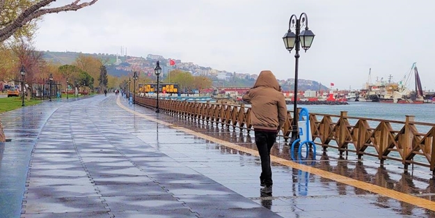 Tekirdağ'da sağanak yağış