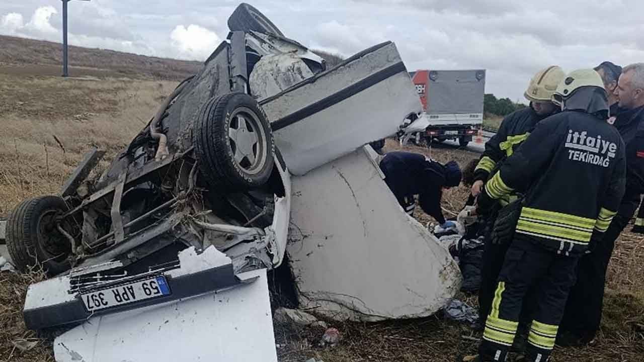 Tekirdağ'da tarlaya devrilen araçta 1 ölü, 3 yaralı!