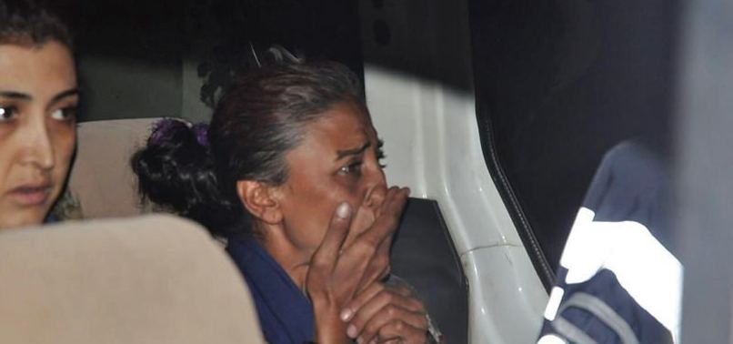 Tekirdağ'da tartıştığı kocasını baltayla öldürdü