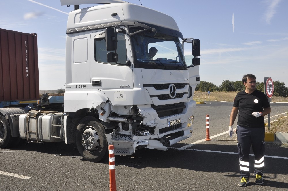 Tekirdağ’da tır ile otomobil çarpıştı: 1 yaralı 
