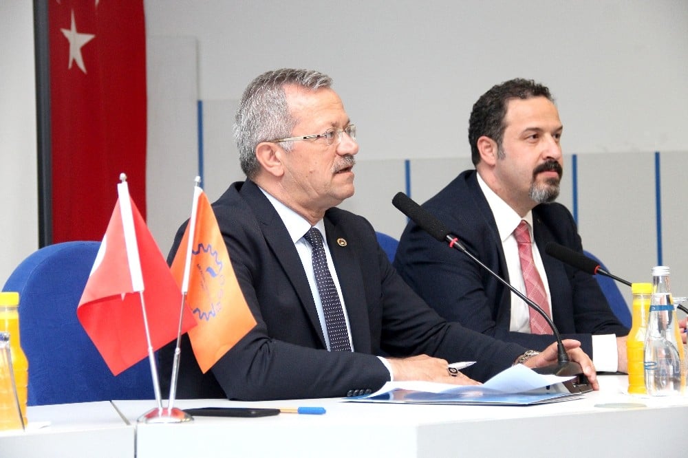 Tekli: “Hedefimiz, sene sonunda 3. Bölgede fabrikaların faaliyete başlaması” 
