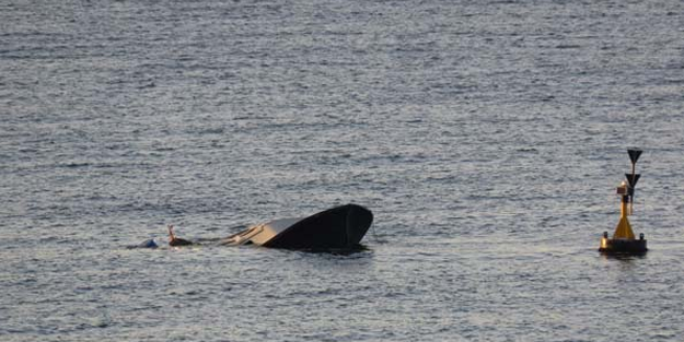 Tekne battı 8 kişi öldü