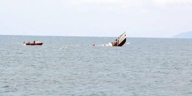 Tekne kazasına 2 gözaltı