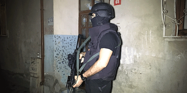 Teknik ve fiziki takipler sonuç verdi! İstanbul'da PKK'nın tüyleri yolundu