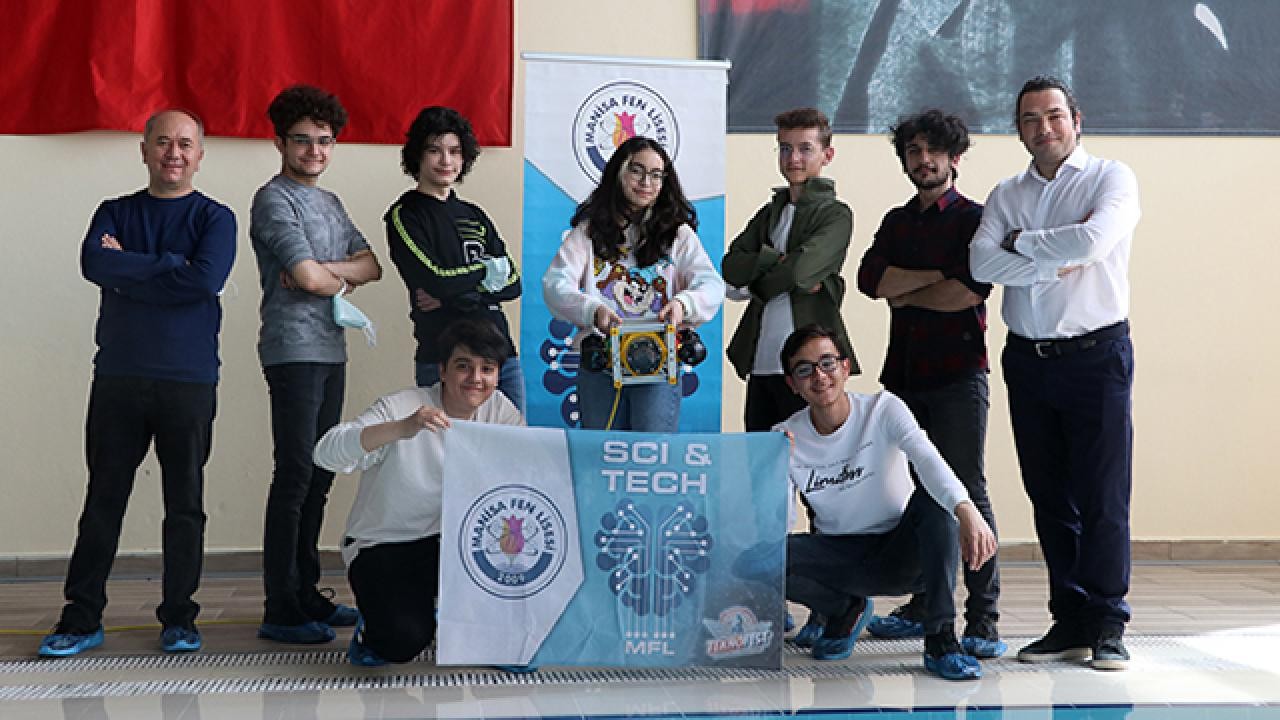 Teknofest için geliştirdiler! Liselilerden insansız su altı robotu