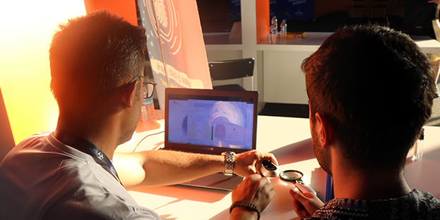 TEKNOFEST öğrencilerinden büyük başarı! Parmak izinden öğrenme karnesi çıkardılar