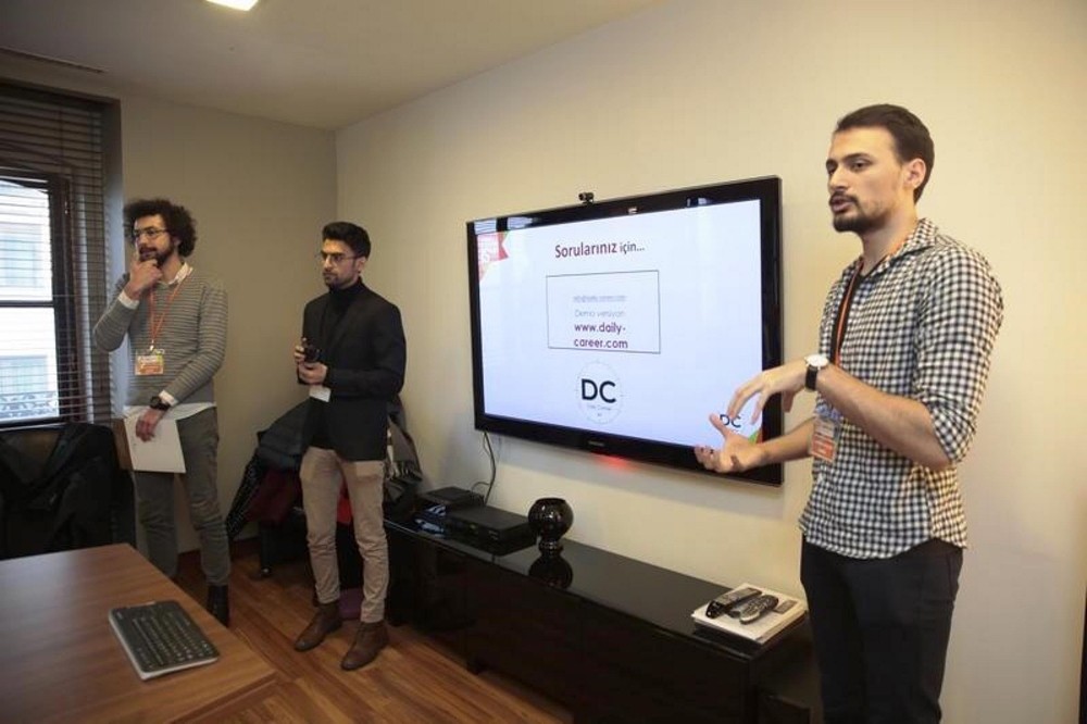 Teknokent öğrencileri en iyi 100 projeden birisini hazırladı 