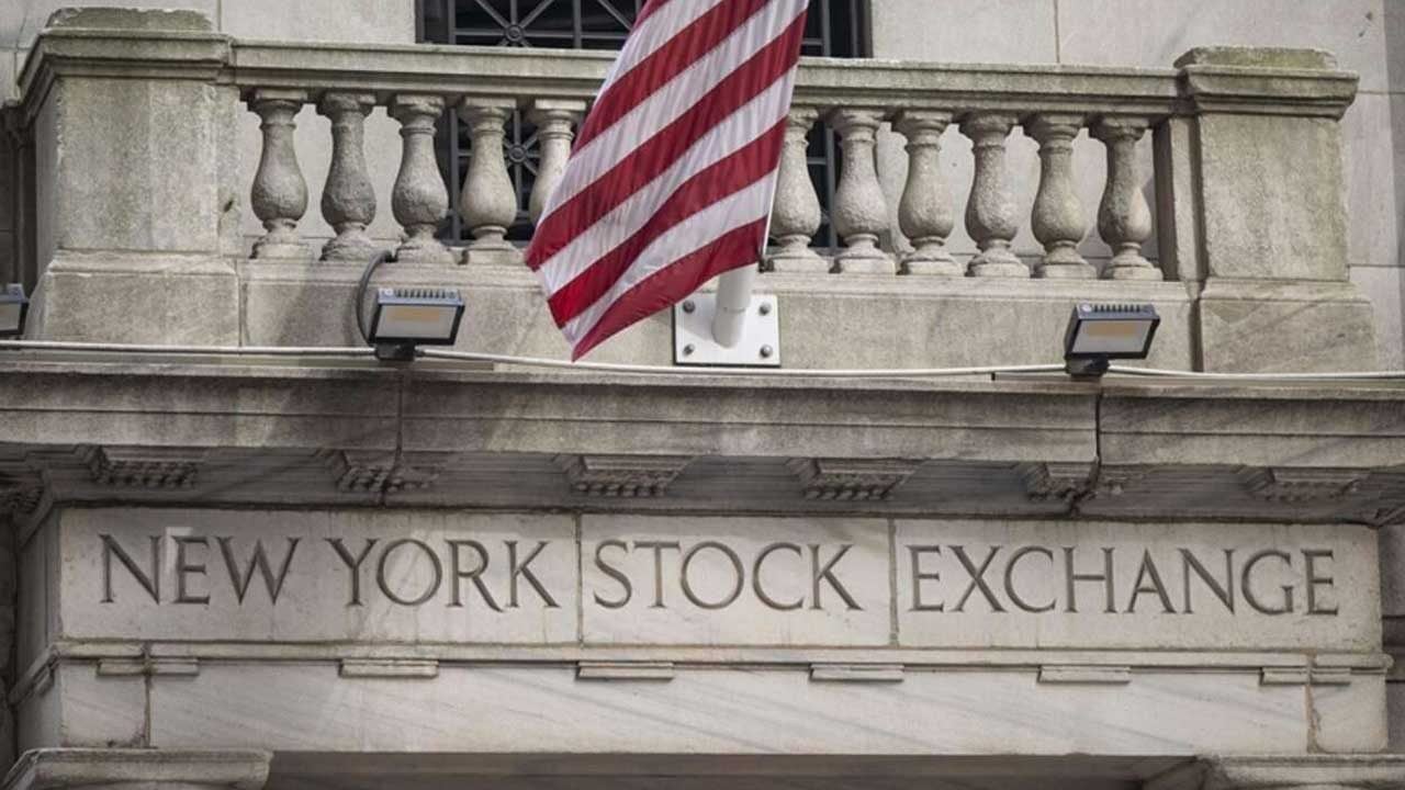 Teknoloji hisseleri toparlandı, Wall Street’te endeksler ayrıştı