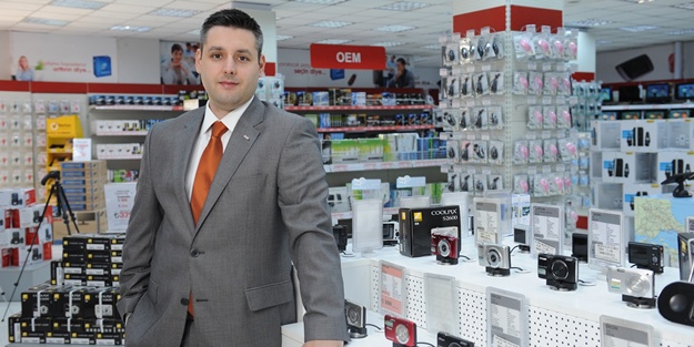 Teknoloji marketlerinde büyüme durdu, daralma başladı