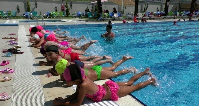 Tekrarlayan güneş yanıkları cilt kanserine neden olabiliyor 