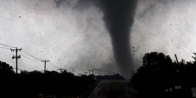 Teksas'ta hortum dehşeti