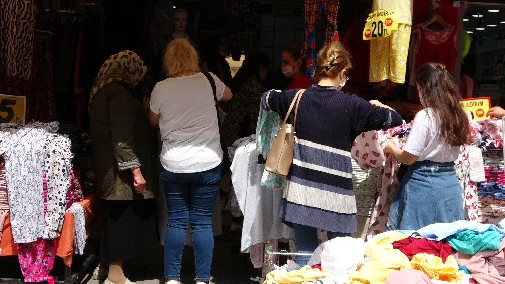 Tekstil esnafının umudu Kurban Bayramı’na kaldı 